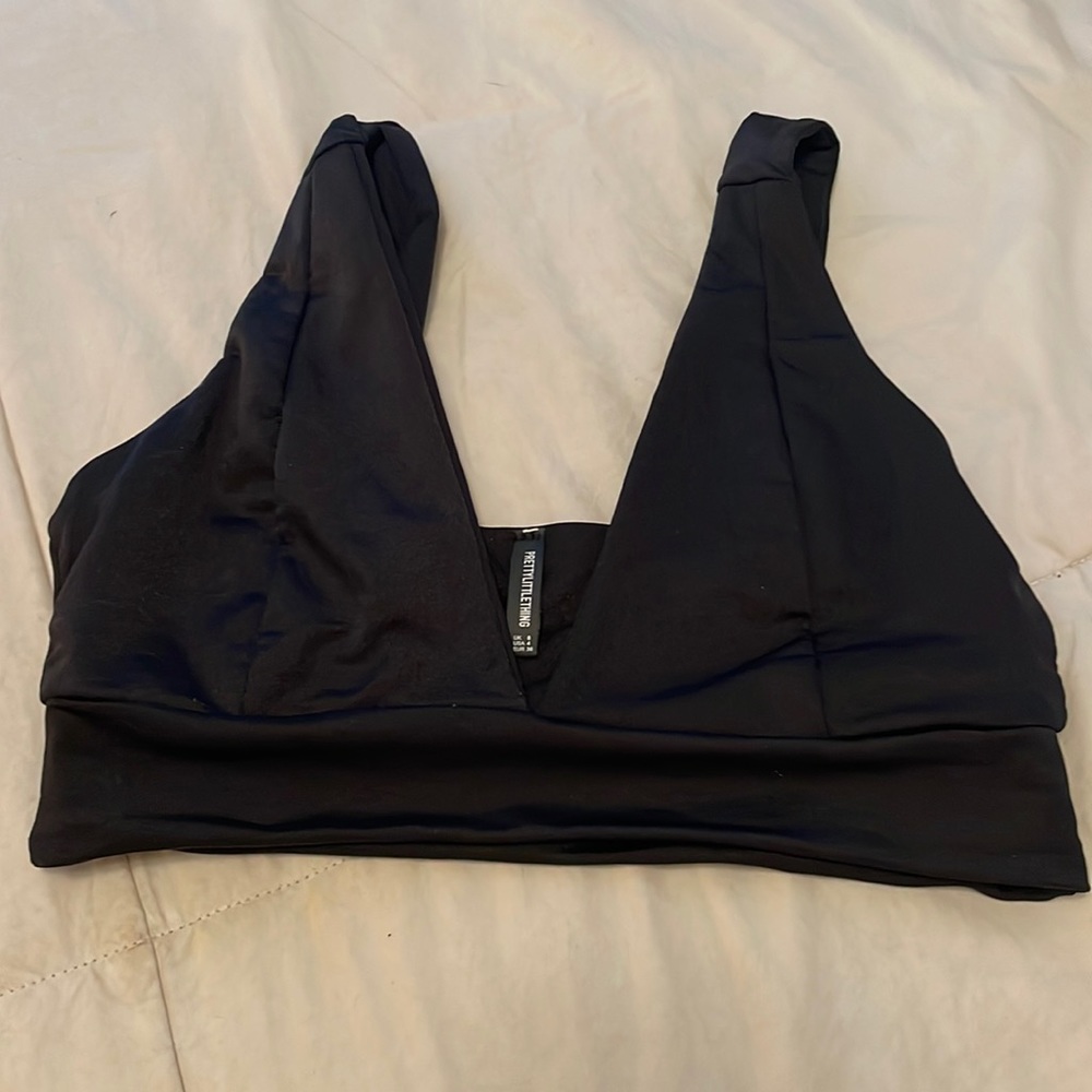 PRETTY LITTLE THINGS black bikini top | size 4